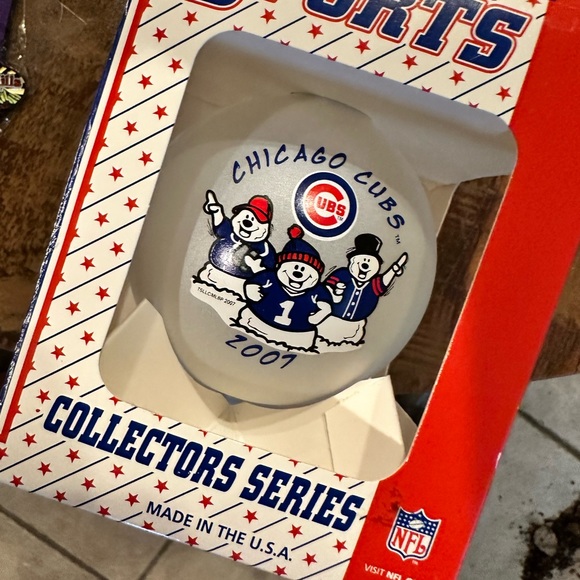 NIB Chicago Cubs XMas Ornament - Picture 1 of 4